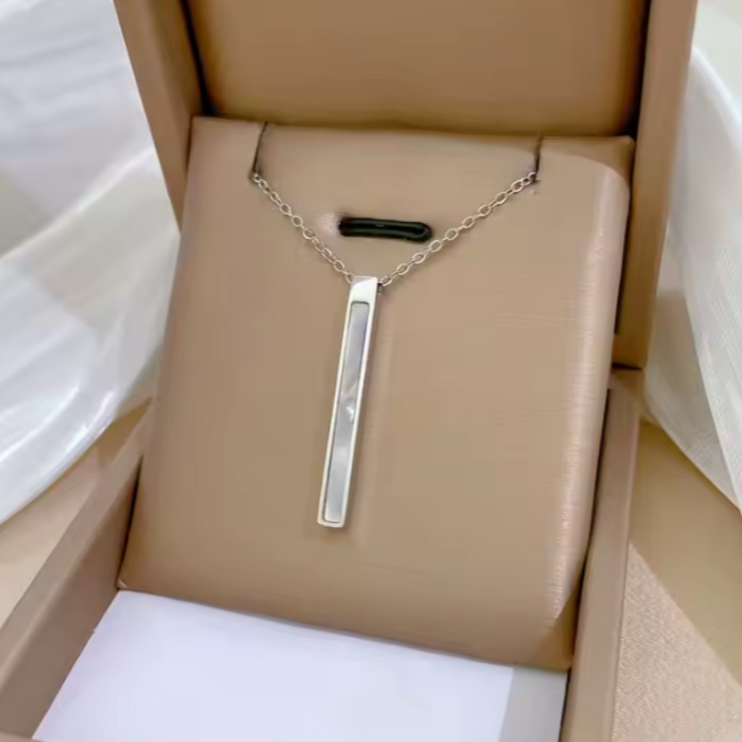 Collier en Acier Inoxydable - Barre Nacrée