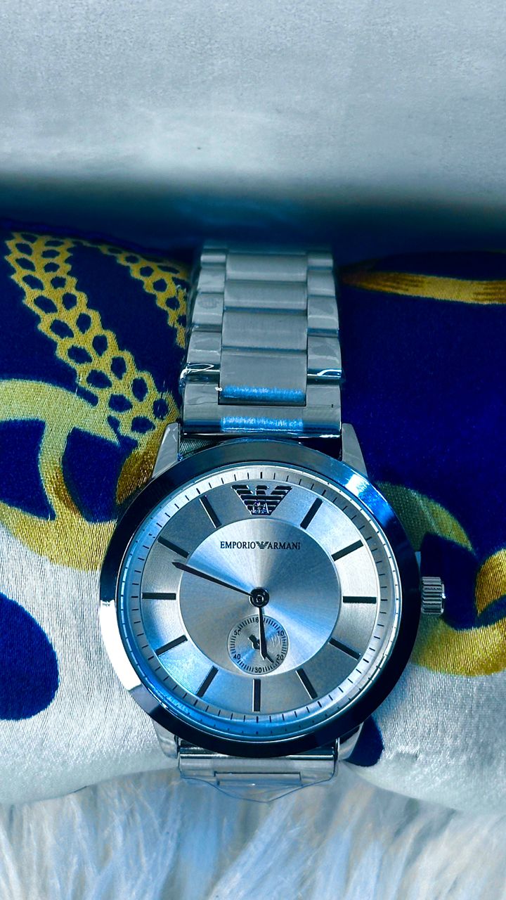 Emp01 Montre inspirée