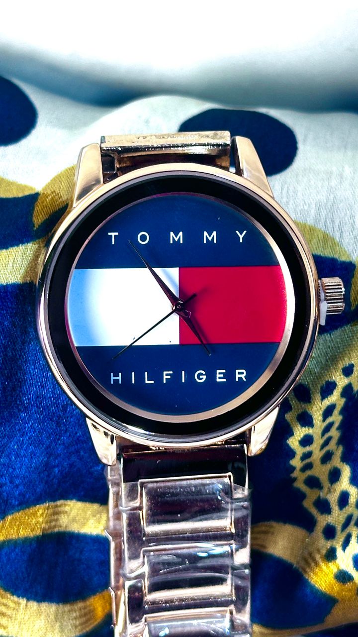 Tom02 Montre inspirée