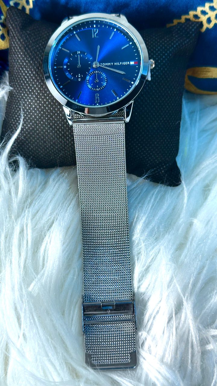 Tom01 Montre inspirée