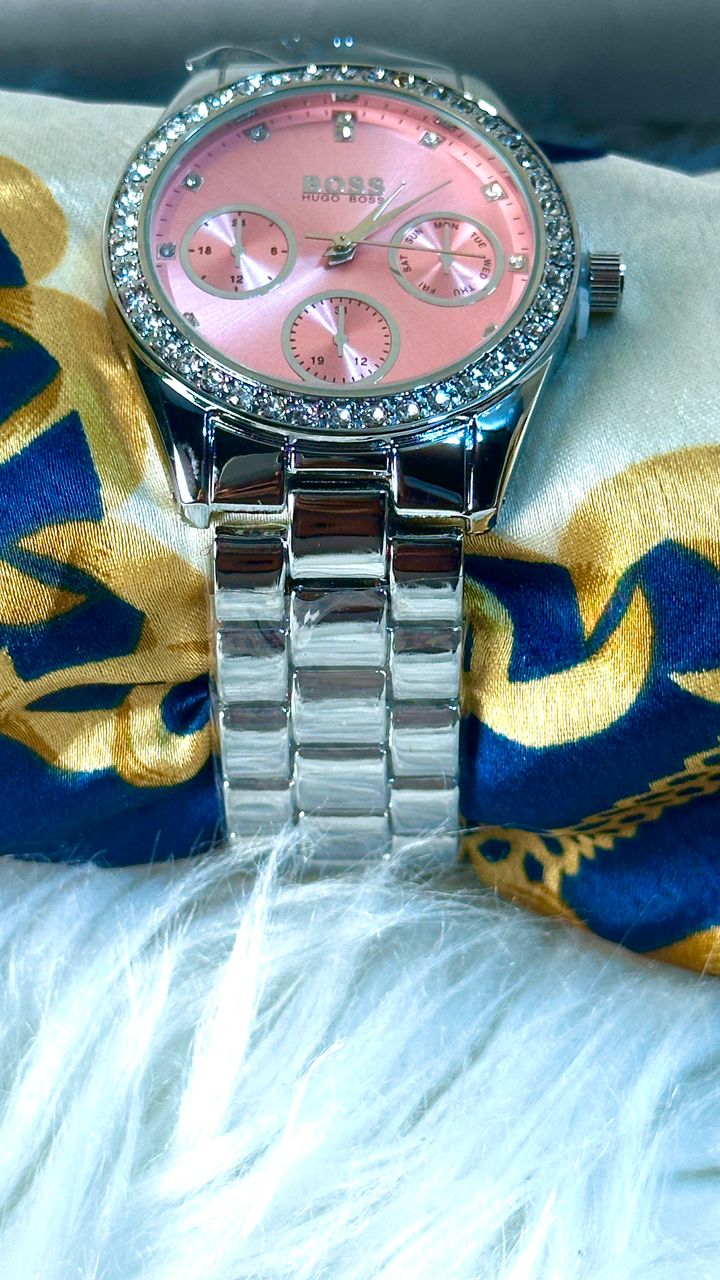 Bos01 Montre inspirée