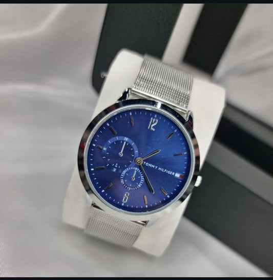 Tom01 Montre inspirée