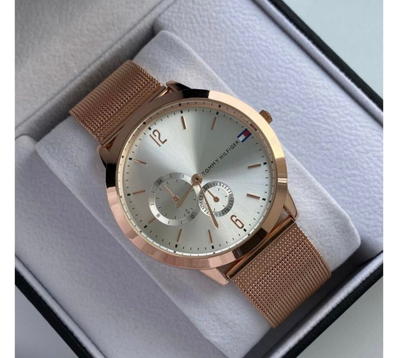 Tom01 Montre inspirée